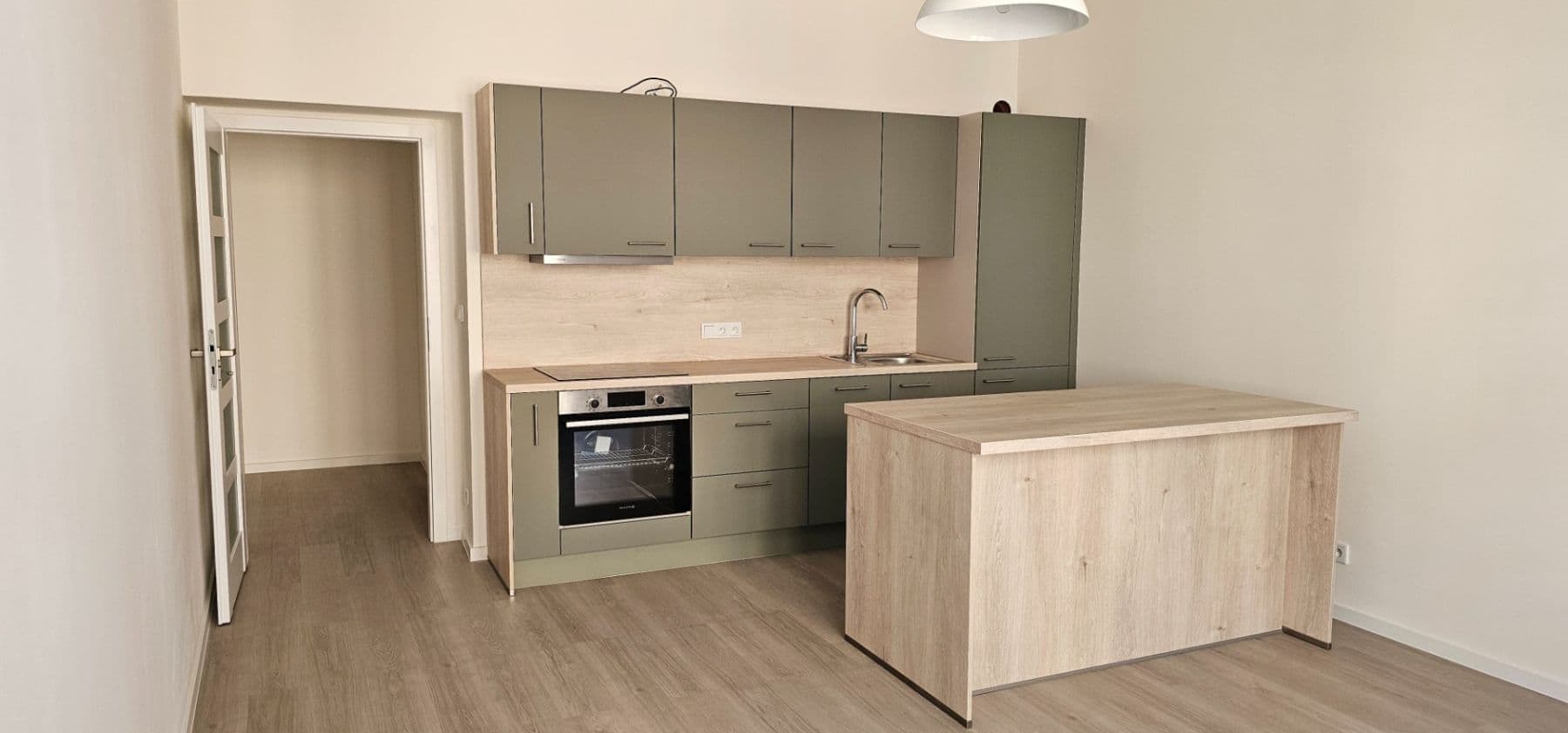 Prodej bytu 2+kk 55 m², Šlikova, Praha, Praha Prodej bytu 2+kk 55 m², Šlikova, Praha, Praha