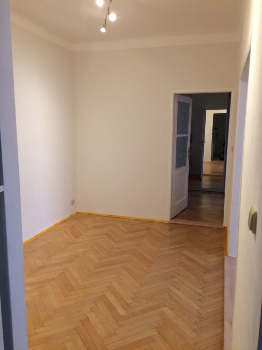 Pronájem bytu 3+1 65 m², Norská, Praha, Praha Pronájem bytu 3+1 65 m², Norská, Praha, Praha