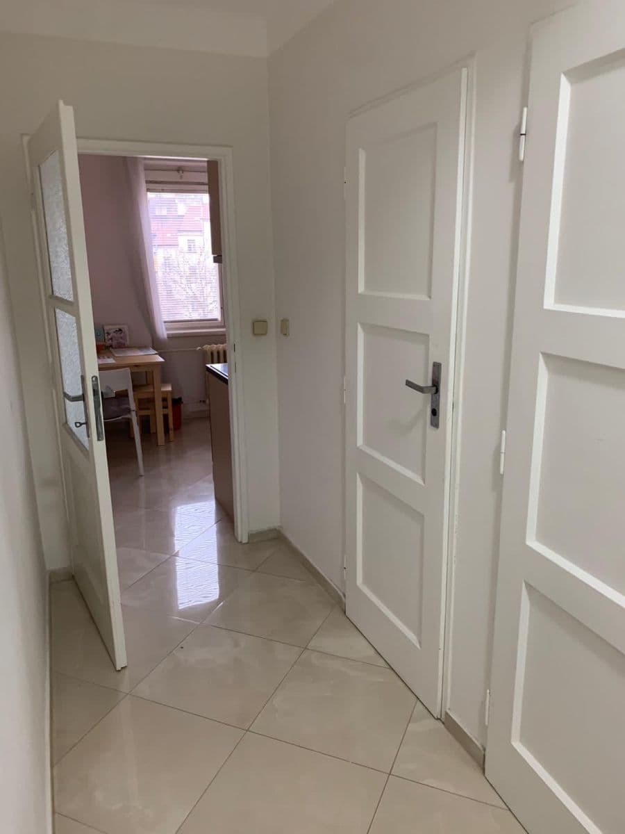 Pronájem bytu 3+1 65 m², Norská, Praha, Praha Pronájem bytu 3+1 65 m², Norská, Praha, Praha