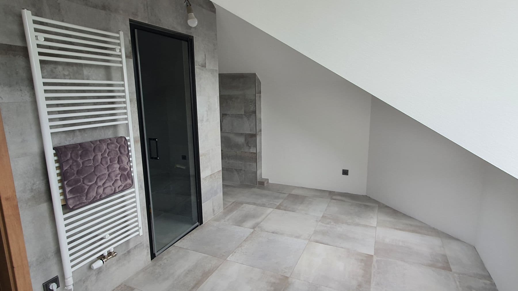 Prodej domu 180 m², pozemek 519 m², Bříství, Středočeský kraj Prodej domu 180 m², pozemek 519 m², Bříství, Středočeský kraj