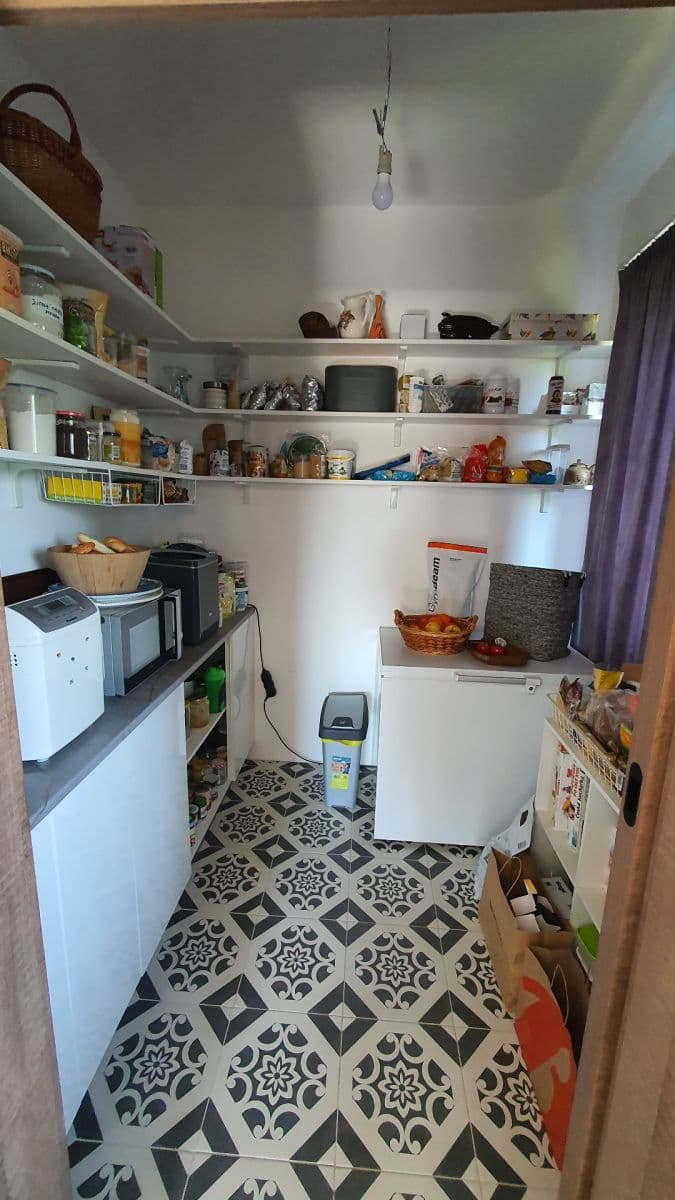 Prodej domu 180 m², pozemek 519 m², Bříství, Středočeský kraj Prodej domu 180 m², pozemek 519 m², Bříství, Středočeský kraj