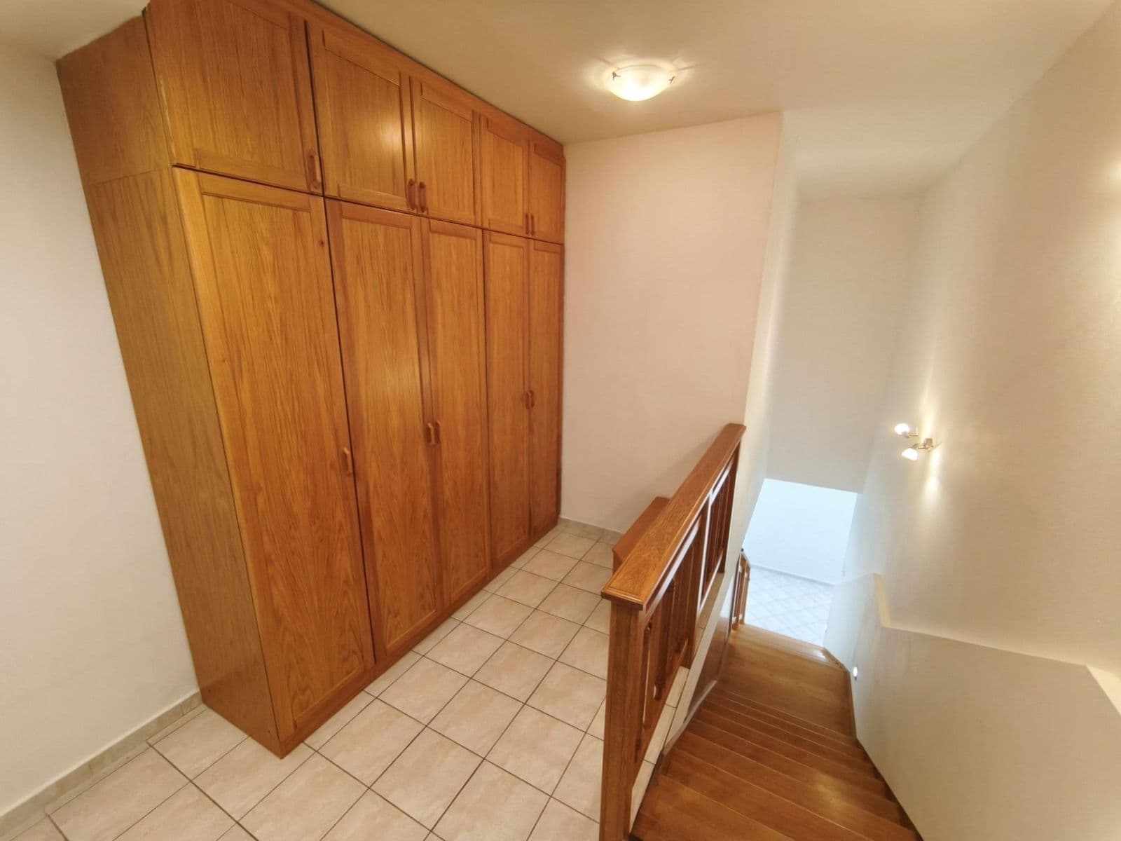 Prodej bytu 5+kk 212 m², Keltičkova, Ostrava, Moravskoslezský kraj Prodej bytu 5+kk 212 m², Keltičkova, Ostrava, Moravskoslezský kraj