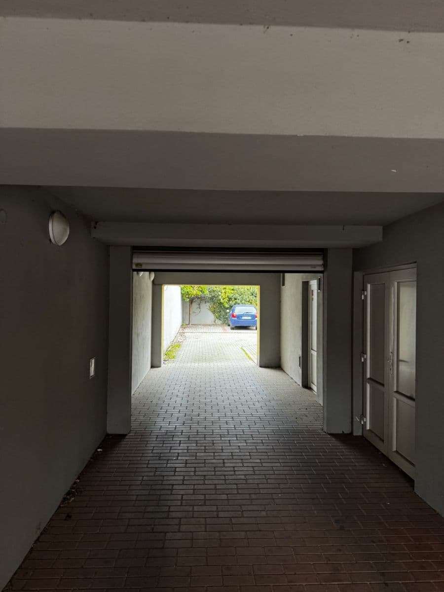 Prodej garáže 14 m², Nová, České Budějovice, Jihočeský kraj Prodej garáže 14 m², Nová, České Budějovice, Jihočeský kraj