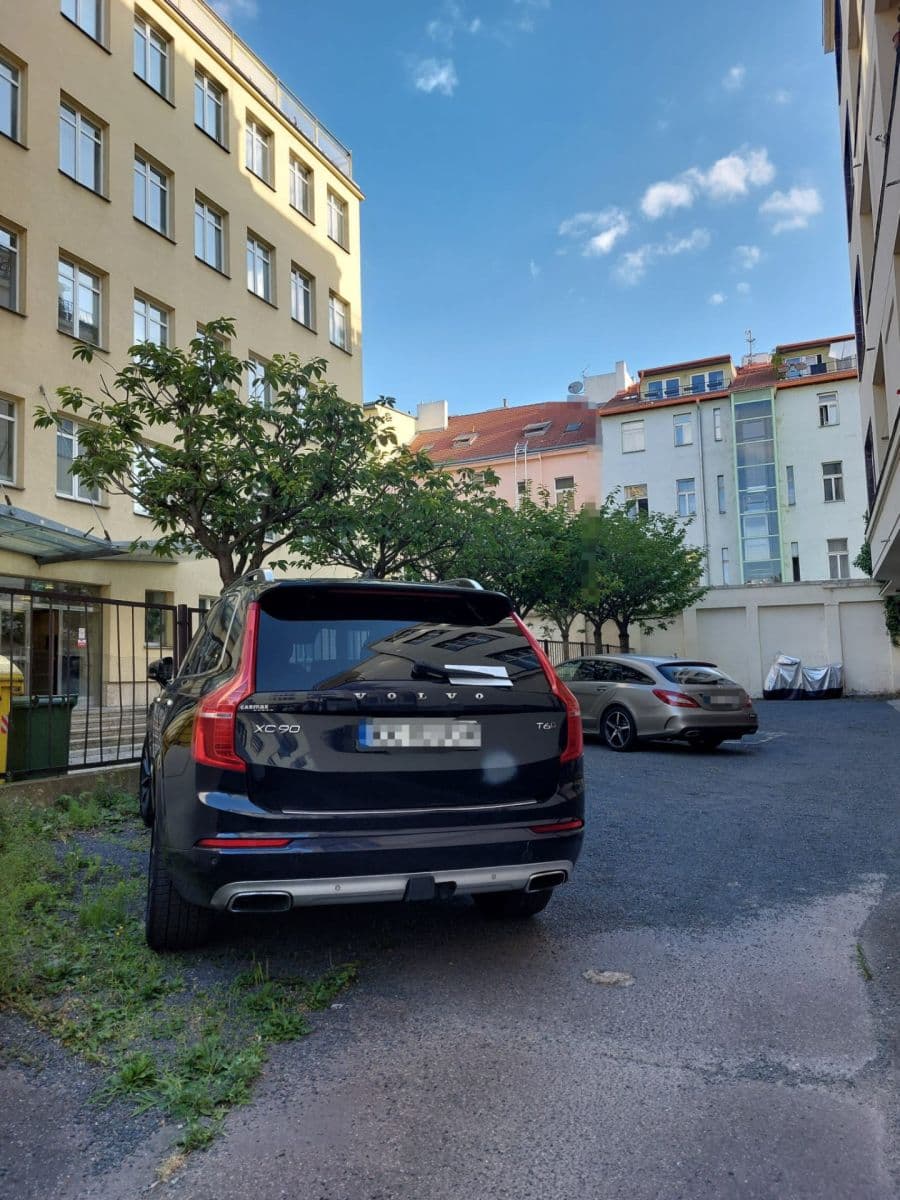 Pronájem garáže 12 m², Praha, Praha Pronájem garáže 12 m², Praha, Praha