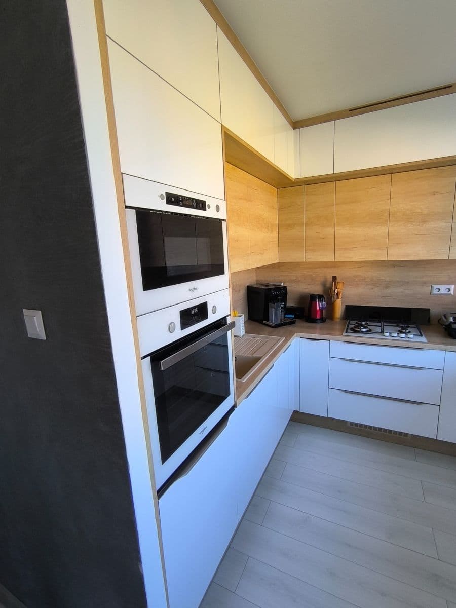 Prodej bytu 3+1 70 m², Cígeľská, Rača, Bratislavský kraj Prodej bytu 3+1 70 m², Cígeľská, Rača, Bratislavský kraj