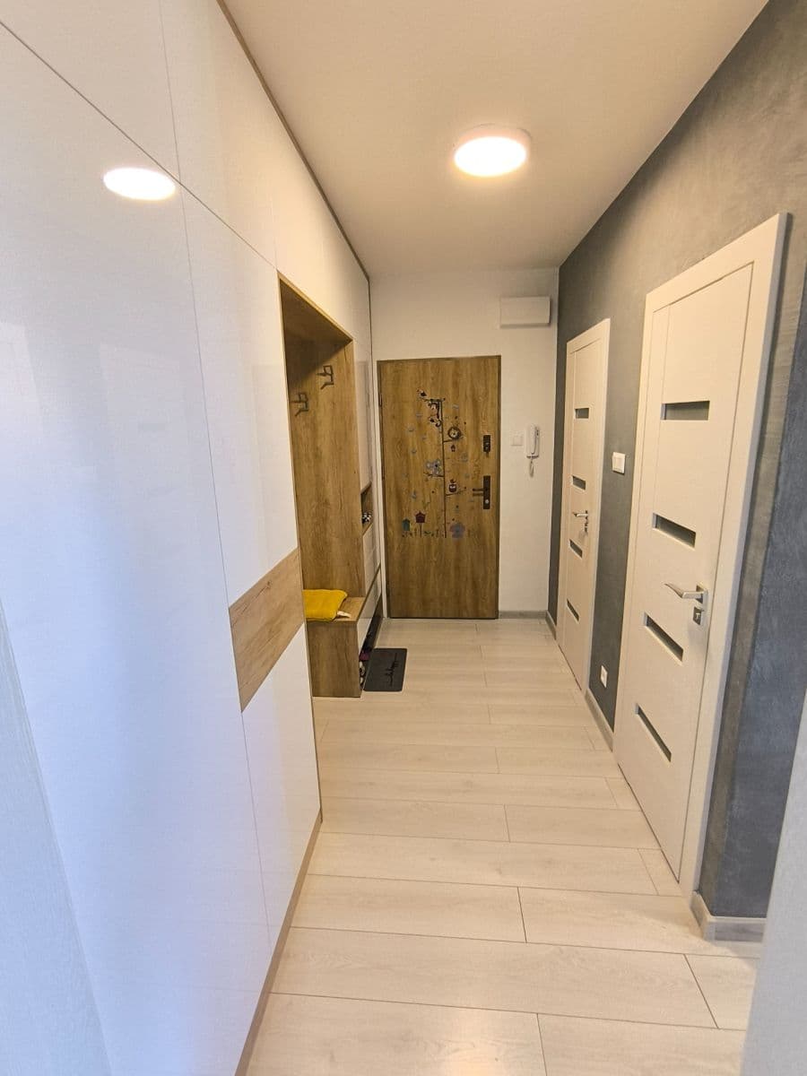 Prodej bytu 3+1 70 m², Cígeľská, Rača, Bratislavský kraj Prodej bytu 3+1 70 m², Cígeľská, Rača, Bratislavský kraj