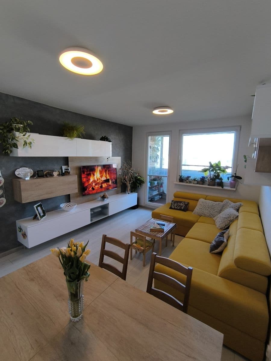 Prodej bytu 3+1 70 m², Cígeľská, Rača, Bratislavský kraj Prodej bytu 3+1 70 m², Cígeľská, Rača, Bratislavský kraj