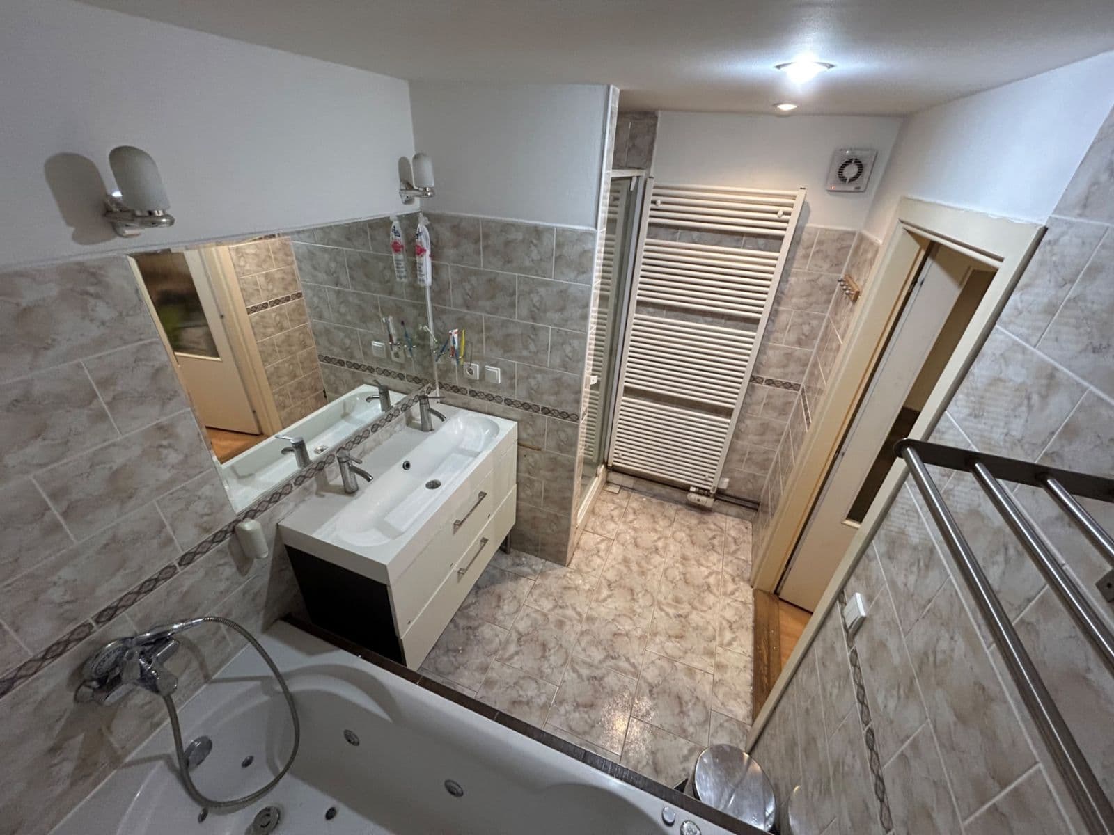 Prodej domu 139 m², pozemek 1.025 m², V Koutech, Poříčí nad Sázavou, Středočeský kraj Prodej domu 139 m², pozemek 1.025 m², V Koutech, Poříčí nad Sázavou, Středočeský kraj