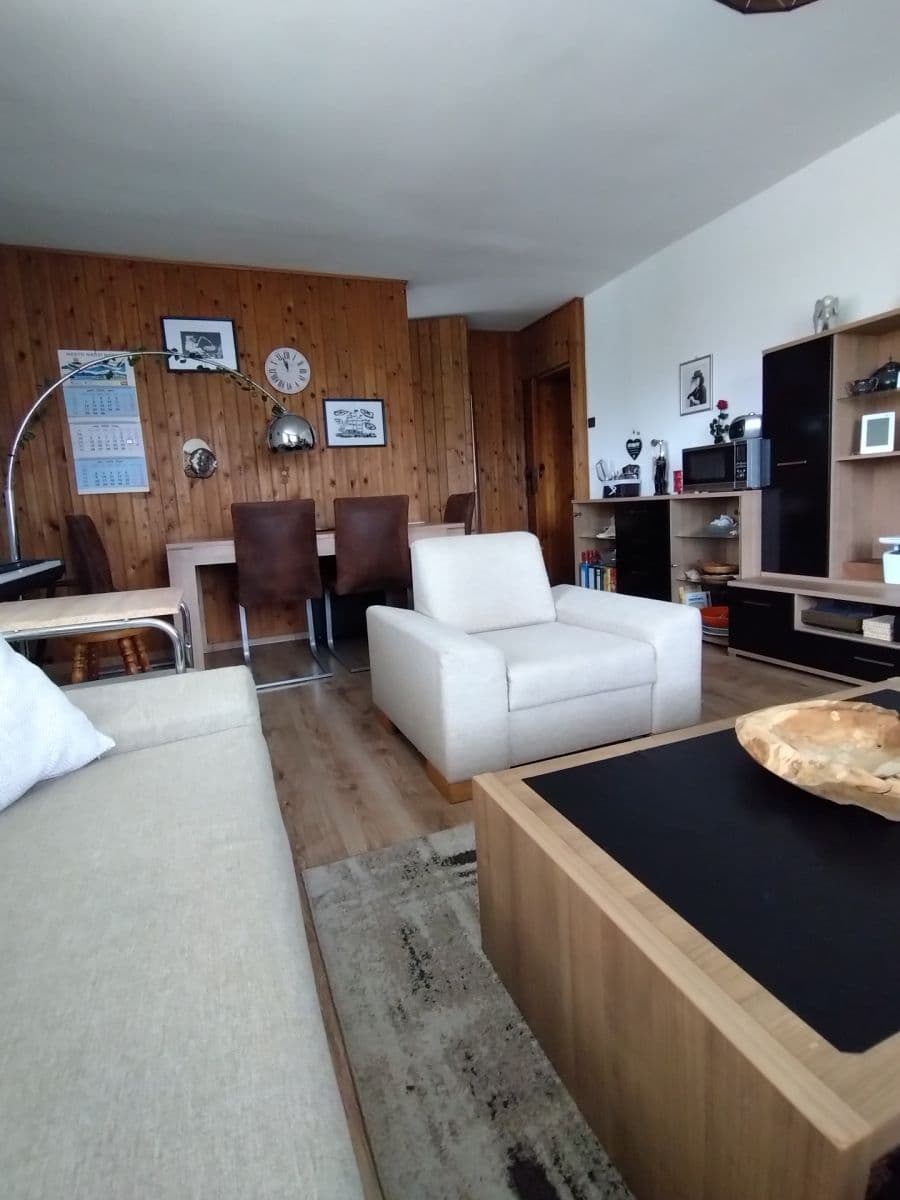 Prodej domu 200 m², pozemek 409 m², Tranovského, Liptovský Mikuláš, Žilinský kraj Prodej domu 200 m², pozemek 409 m², Tranovského, Liptovský Mikuláš, Žilinský kraj