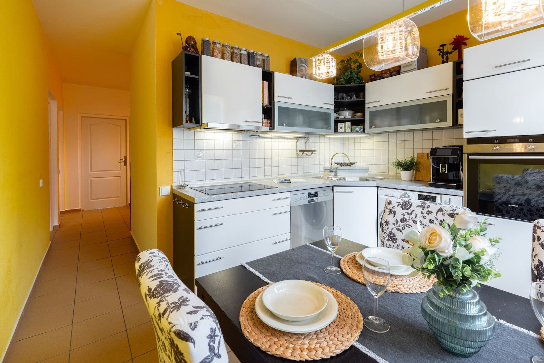 Prodej bytu 3+1 70 m², Tasovská, Praha, Praha Prodej bytu 3+1 70 m², Tasovská, Praha, Praha