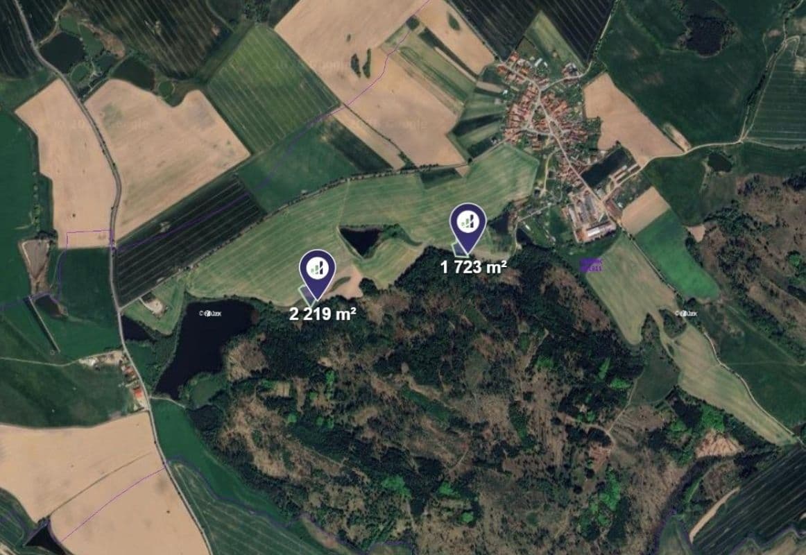 Prodej pozemku 3.942 m², Kadolec, Kraj Vysočina Prodej pozemku 3.942 m², Kadolec, Kraj Vysočina