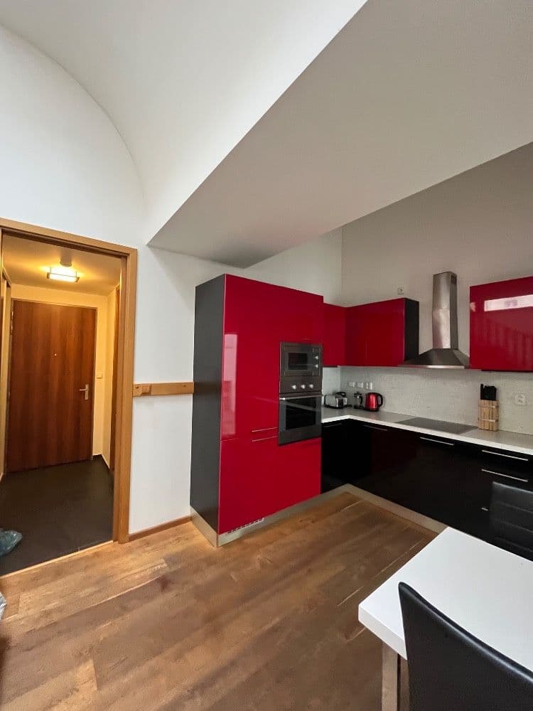 Prodej bytu 1+kk 36 m², Uruguayská, Praha, Praha Prodej bytu 1+kk 36 m², Uruguayská, Praha, Praha