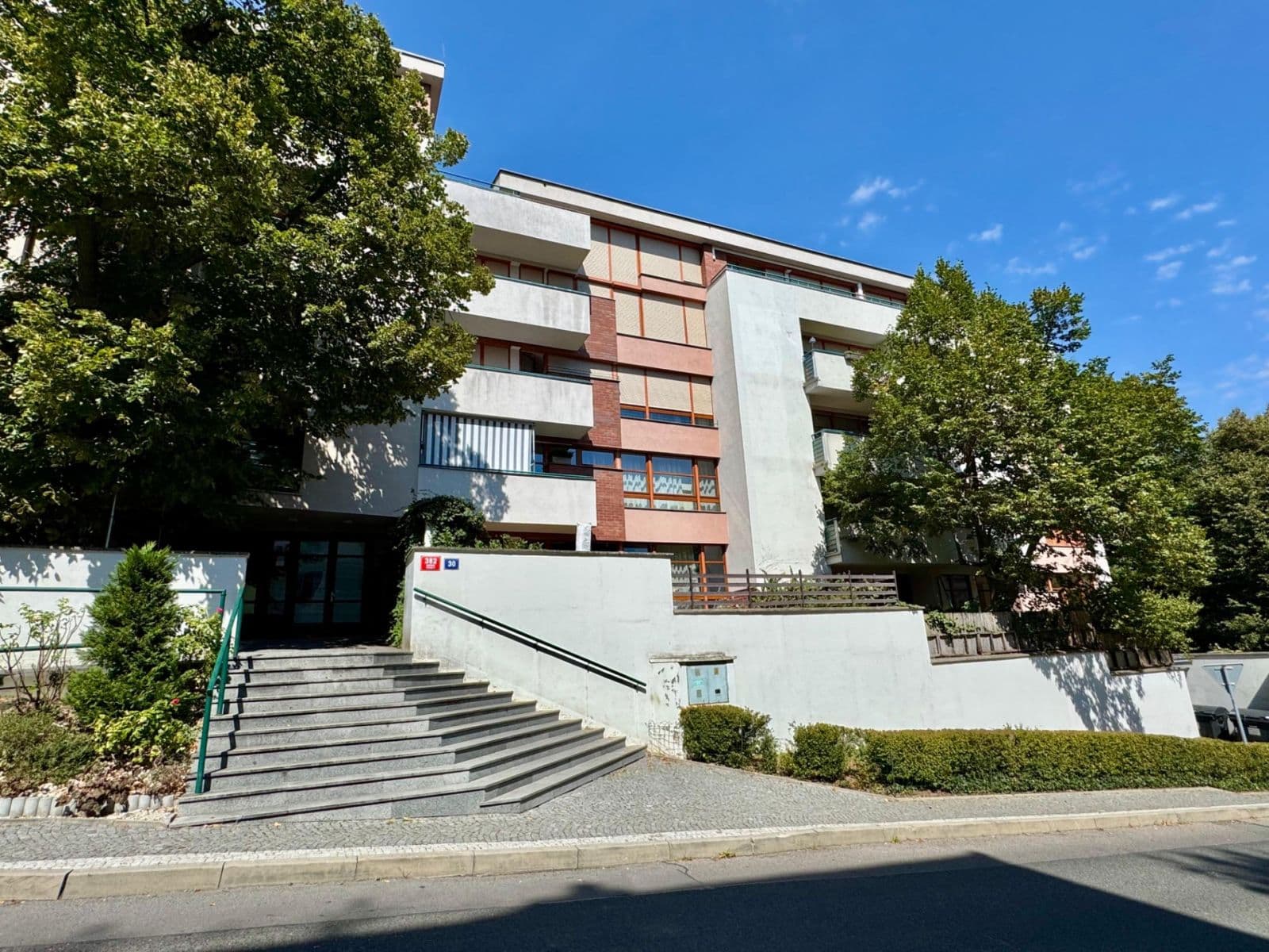 Pronájem bytu 3+kk 102 m², U Nikolajky, Praha, Praha Pronájem bytu 3+kk 102 m², U Nikolajky, Praha, Praha