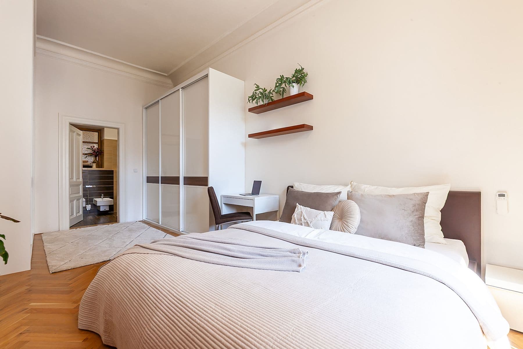 Prodej bytu 3+1 107 m², Soukenická, Praha, Praha Prodej bytu 3+1 107 m², Soukenická, Praha, Praha