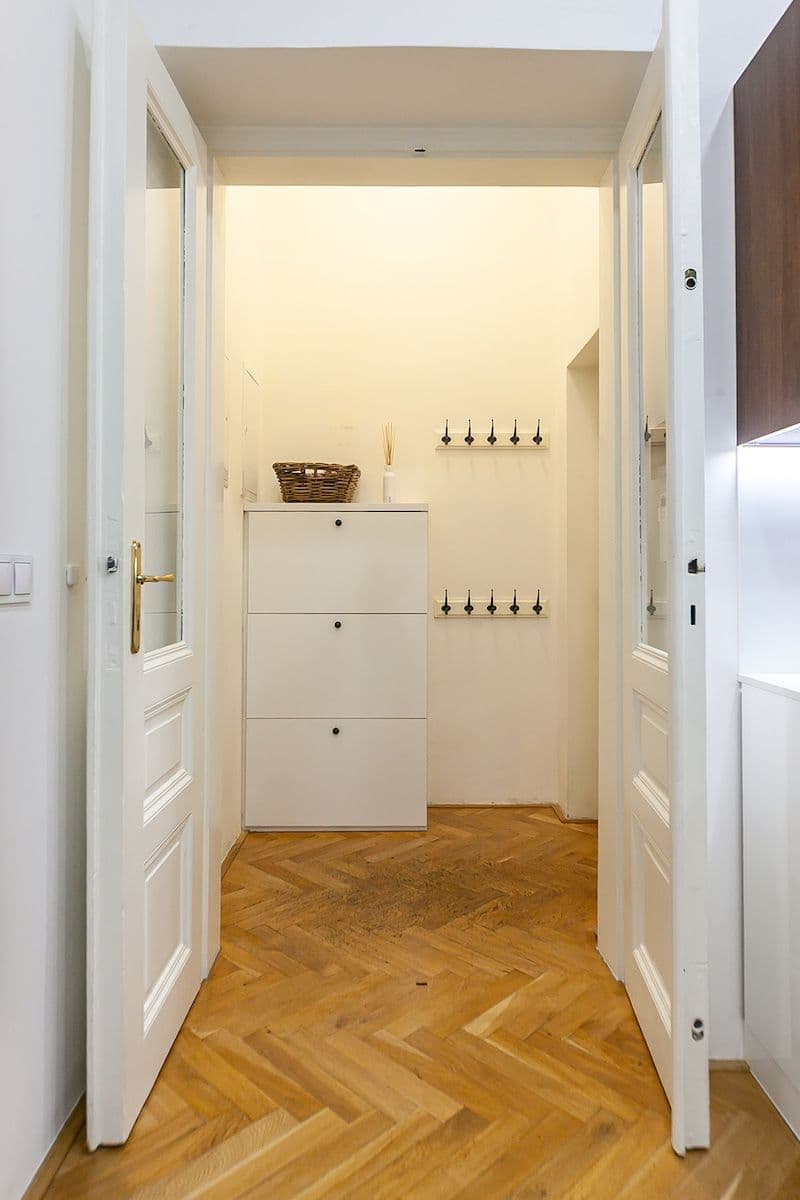 Prodej bytu 3+1 107 m², Soukenická, Praha, Praha Prodej bytu 3+1 107 m², Soukenická, Praha, Praha