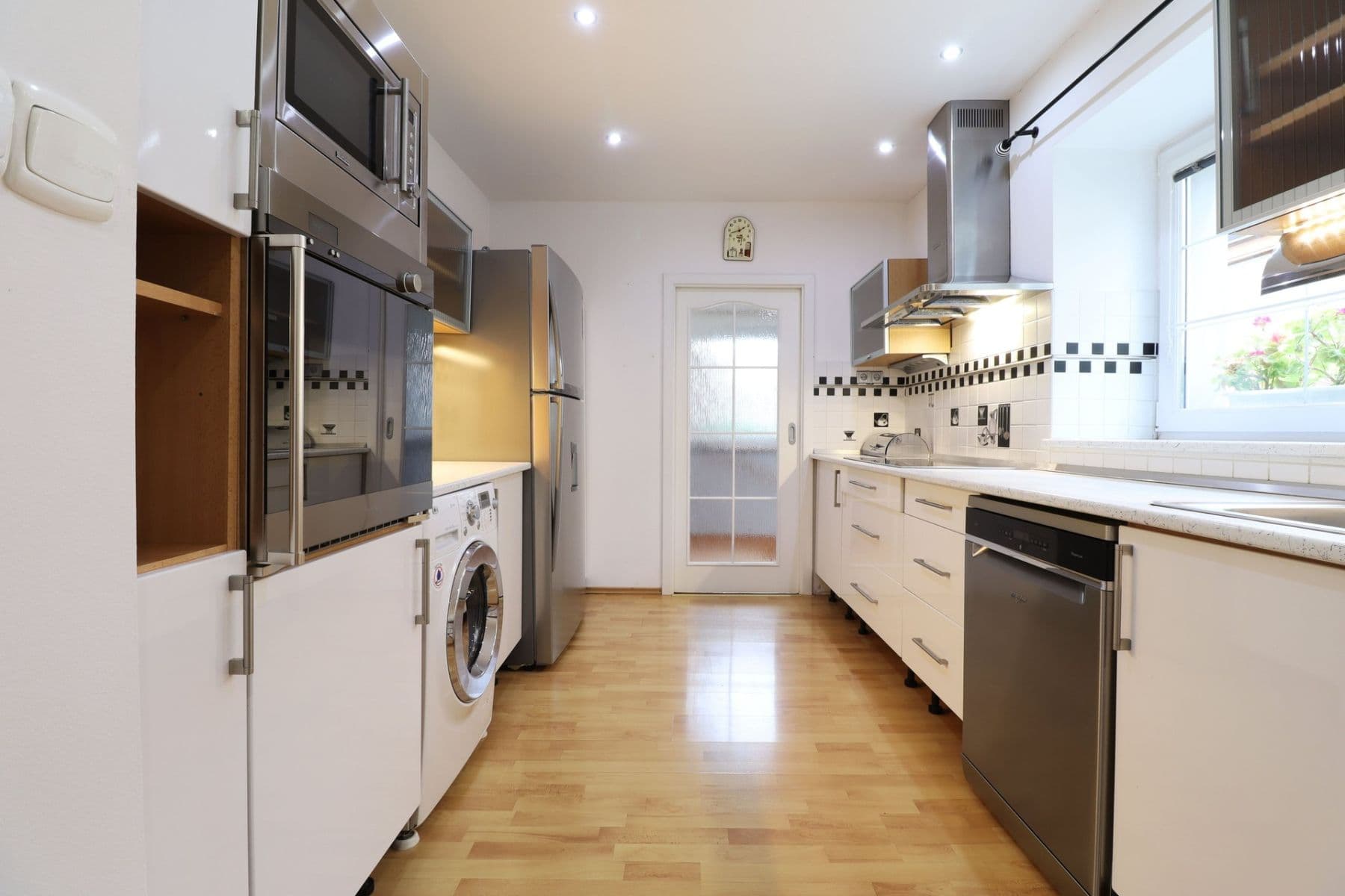 Pronájem bytu 3+1 91 m², M. Majerové, Kladno, Středočeský kraj Pronájem bytu 3+1 91 m², M. Majerové, Kladno, Středočeský kraj