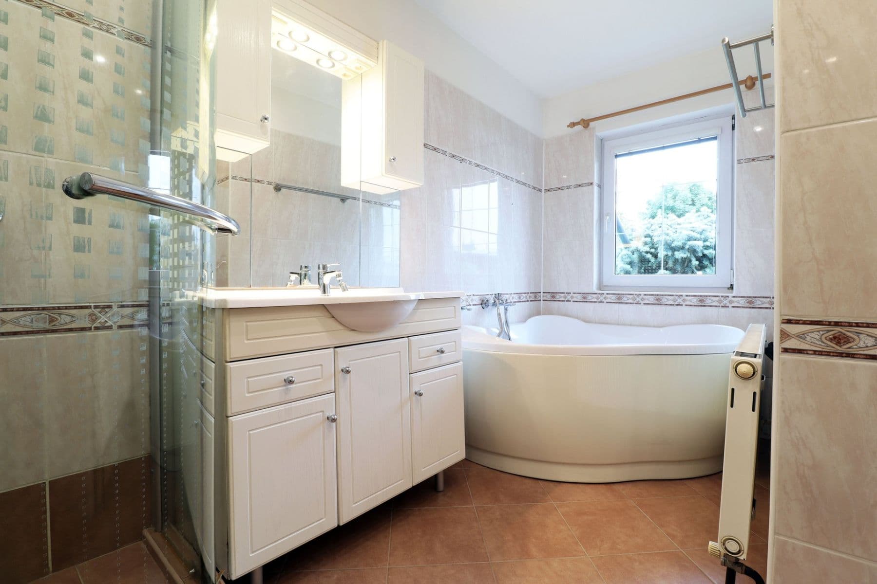 Pronájem bytu 3+1 91 m², M. Majerové, Kladno, Středočeský kraj Pronájem bytu 3+1 91 m², M. Majerové, Kladno, Středočeský kraj