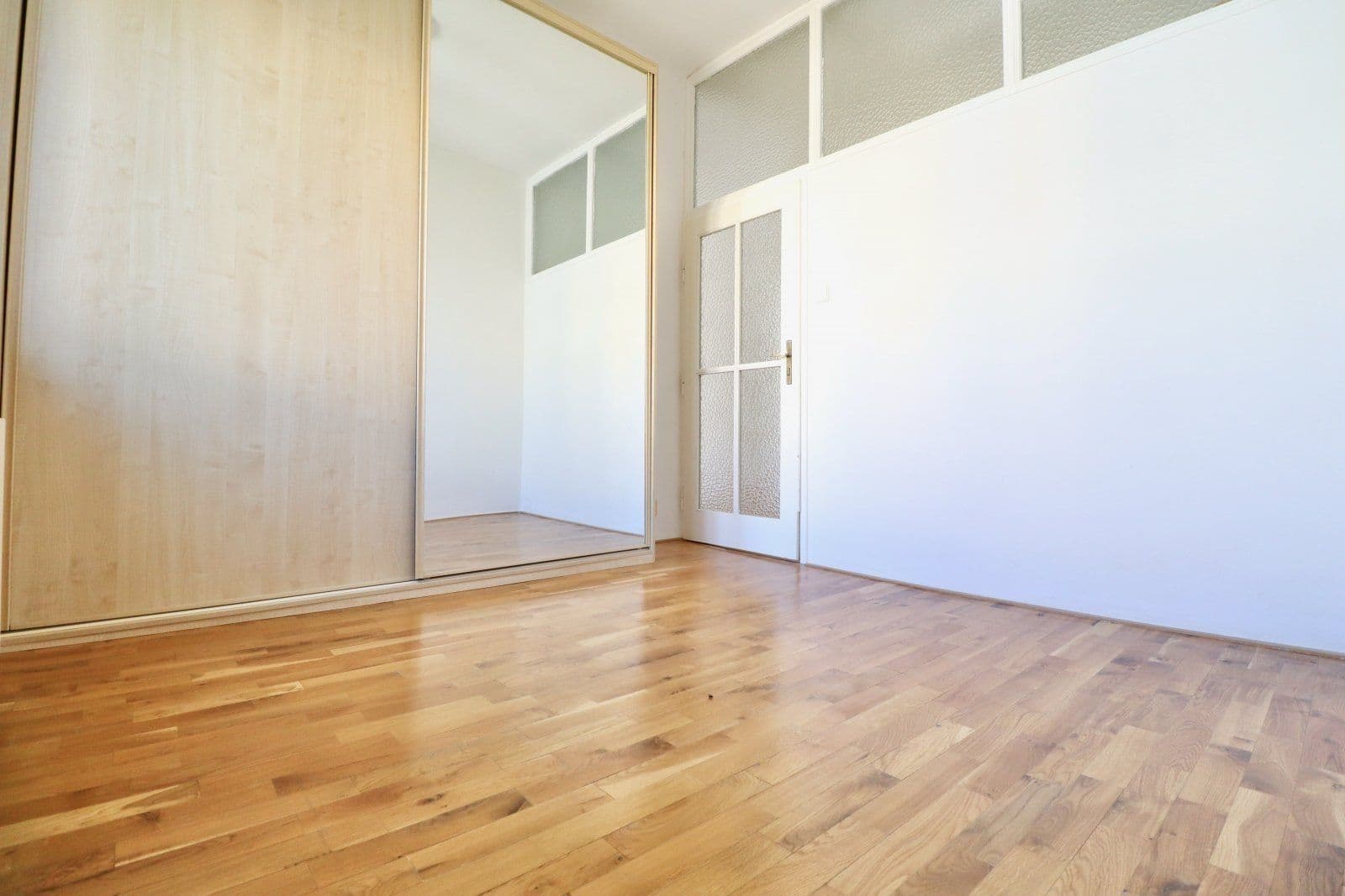 Pronájem bytu 2+kk 43 m², Nad studánkou, Praha, Praha Pronájem bytu 2+kk 43 m², Nad studánkou, Praha, Praha