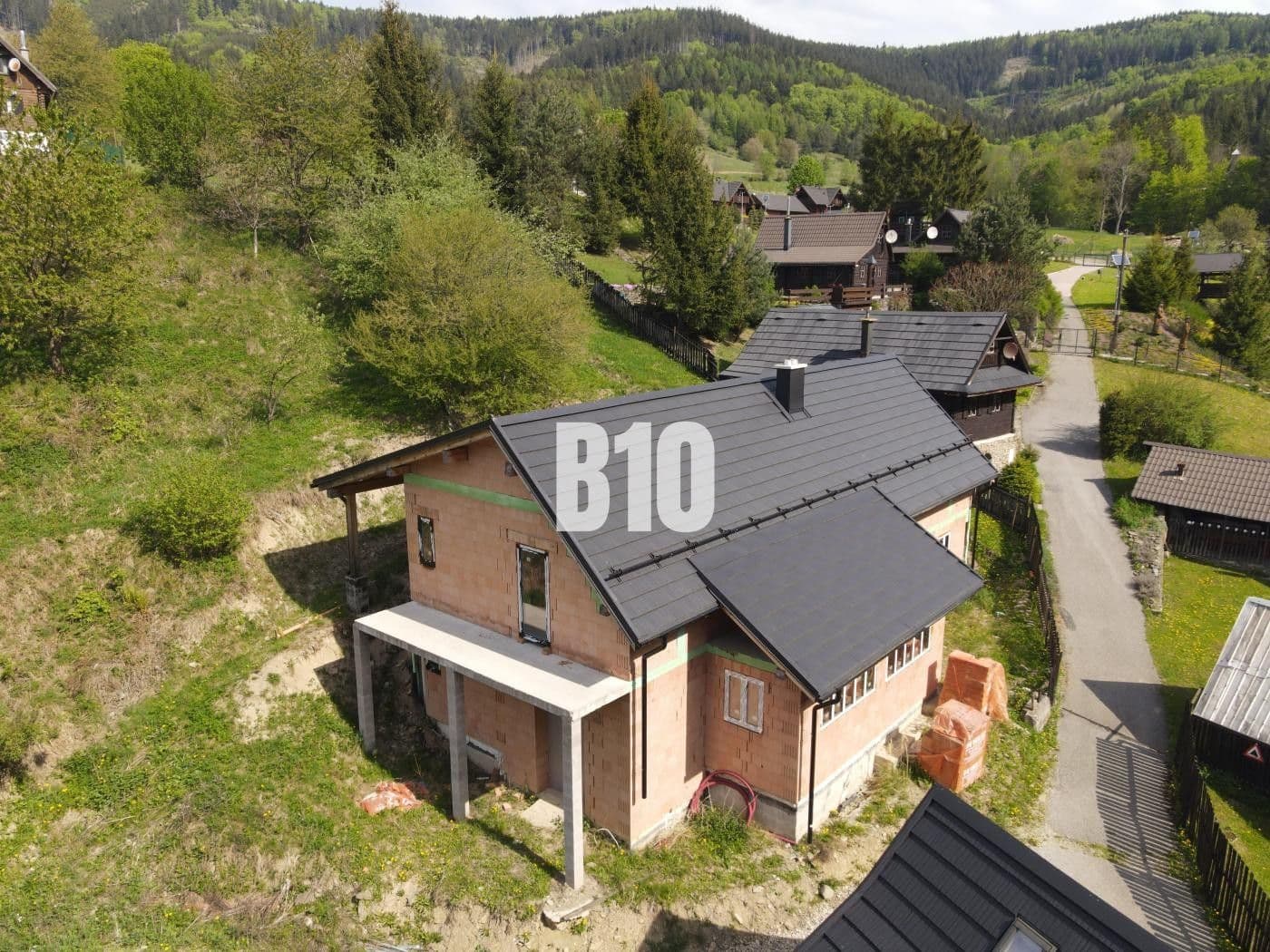 Prodej chaty, chalupy 218 m², pozemek 1.000 m², Horná Mariková, Trenčiansky kraj Prodej chaty, chalupy 218 m², pozemek 1.000 m², Horná Mariková, Trenčiansky kraj