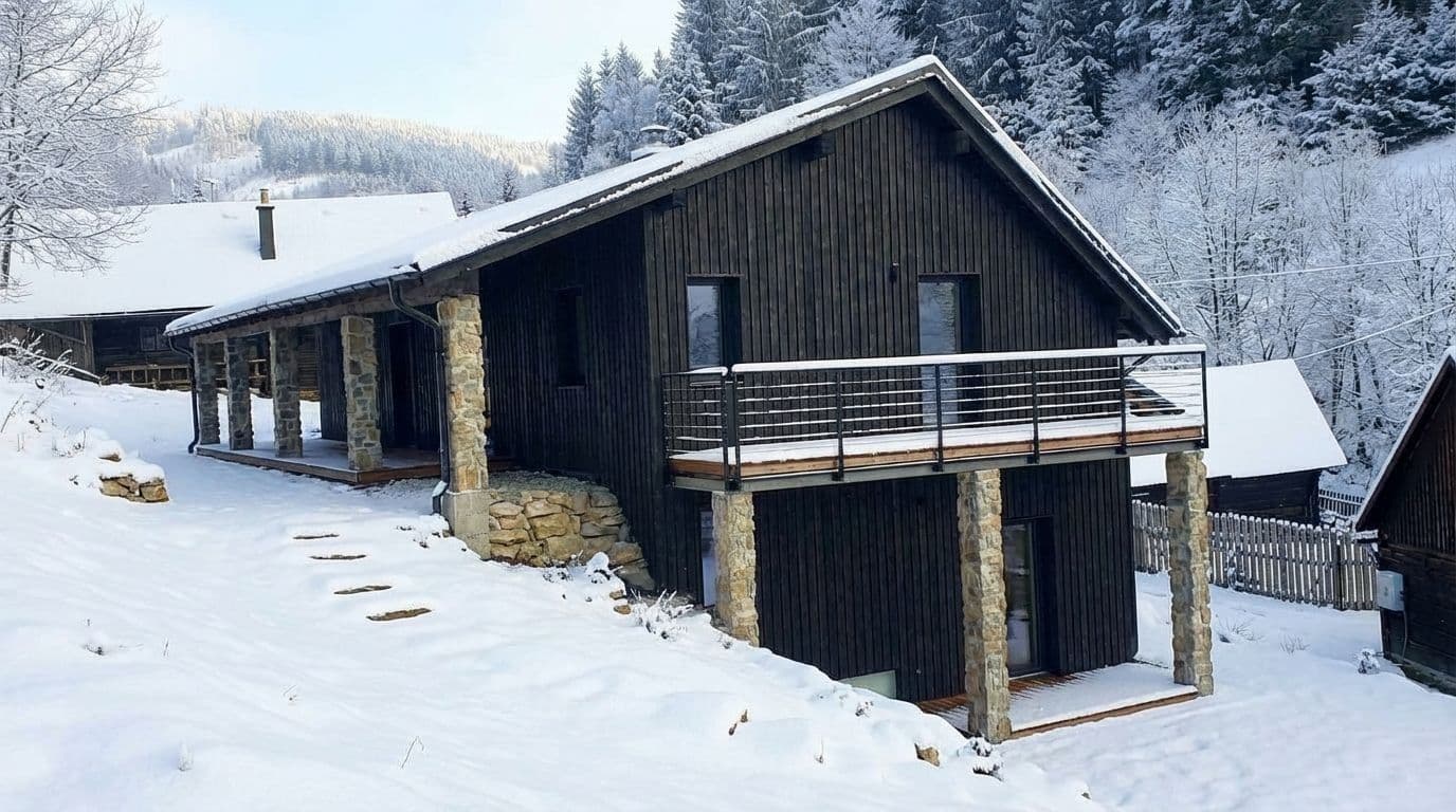 Prodej chaty, chalupy 218 m², pozemek 1.000 m², Horná Mariková, Trenčiansky kraj Prodej chaty, chalupy 218 m², pozemek 1.000 m², Horná Mariková, Trenčiansky kraj