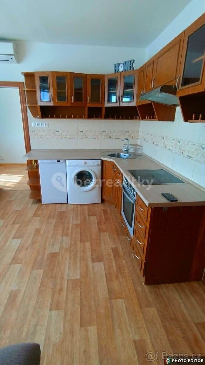 Pronájem bytu 2+kk 47 m², Fischerova, Olomouc, Olomoucký kraj Pronájem bytu 2+kk 47 m², Fischerova, Olomouc, Olomoucký kraj