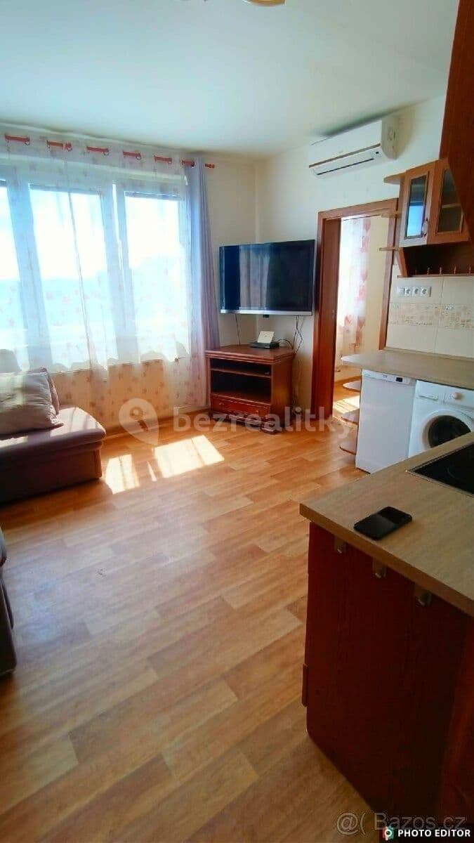 Pronájem bytu 2+kk 47 m², Fischerova, Olomouc, Olomoucký kraj Pronájem bytu 2+kk 47 m², Fischerova, Olomouc, Olomoucký kraj