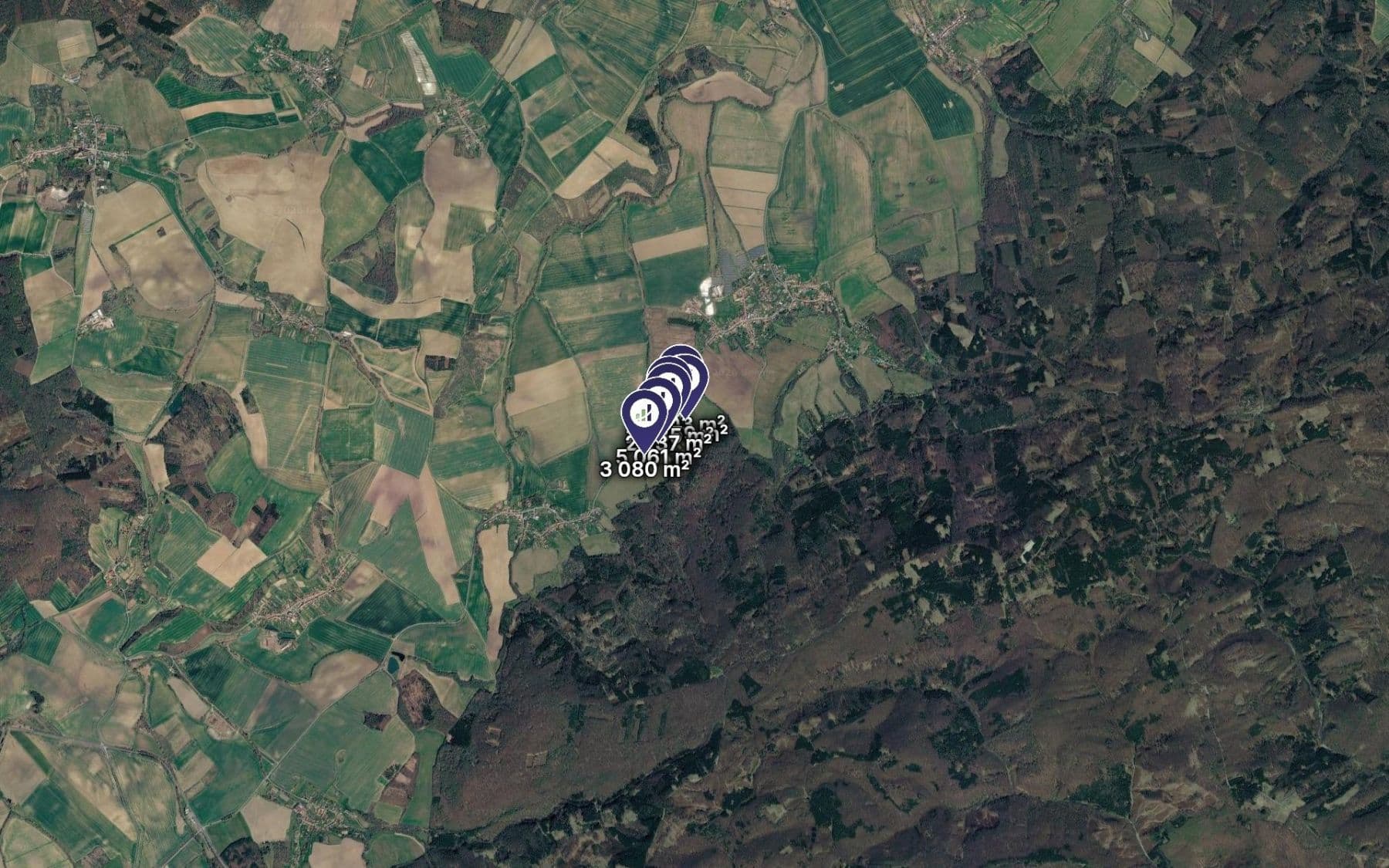 Prodej pozemku 20.175 m², Roštín, Zlínský kraj Prodej pozemku 20.175 m², Roštín, Zlínský kraj