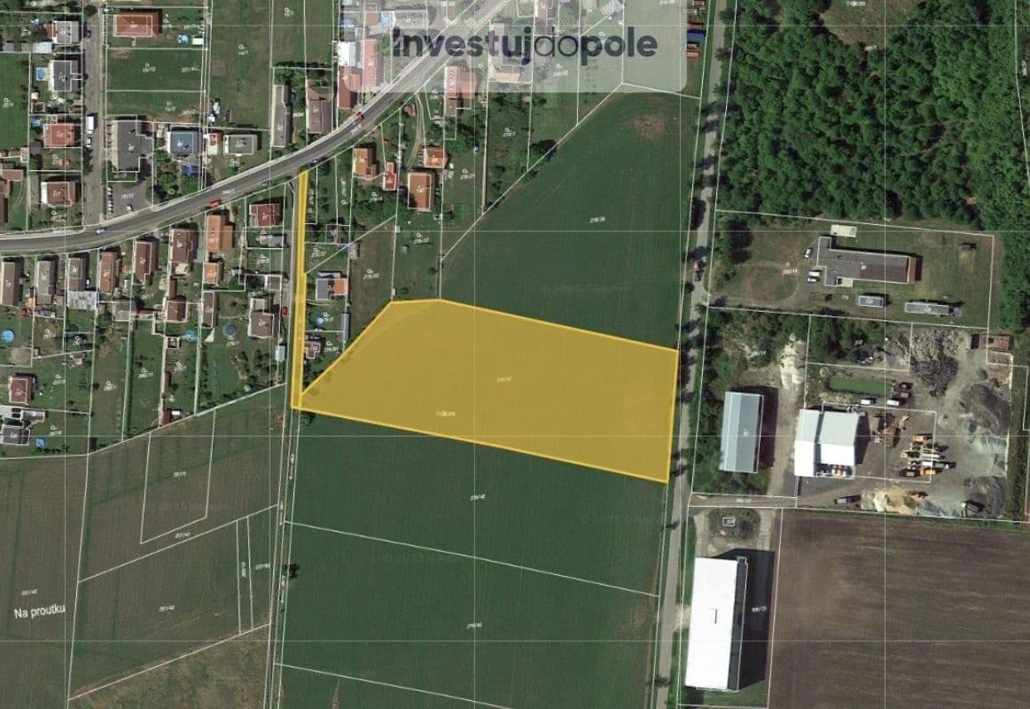 Prodej pozemku 1.693 m², Dobrovice, Středočeský kraj Prodej pozemku 1.693 m², Dobrovice, Středočeský kraj
