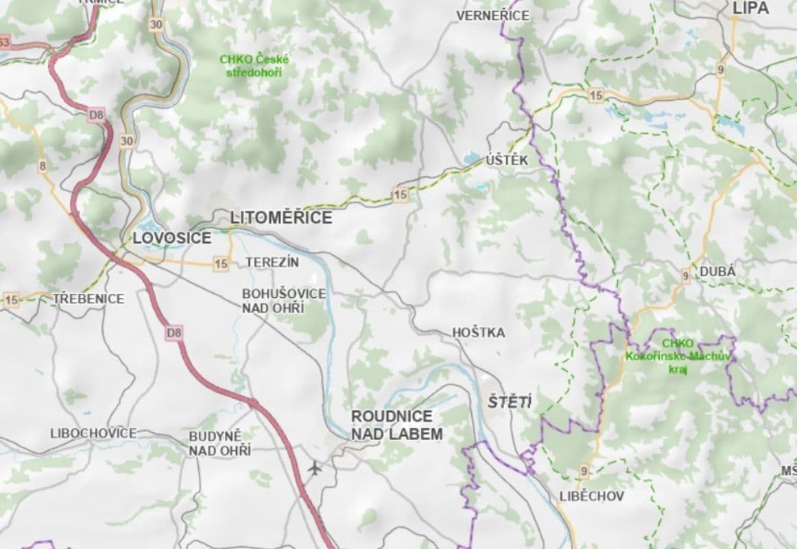 Prodej pozemku 4.921 m², Úštěk, Ústecký kraj Prodej pozemku 4.921 m², Úštěk, Ústecký kraj