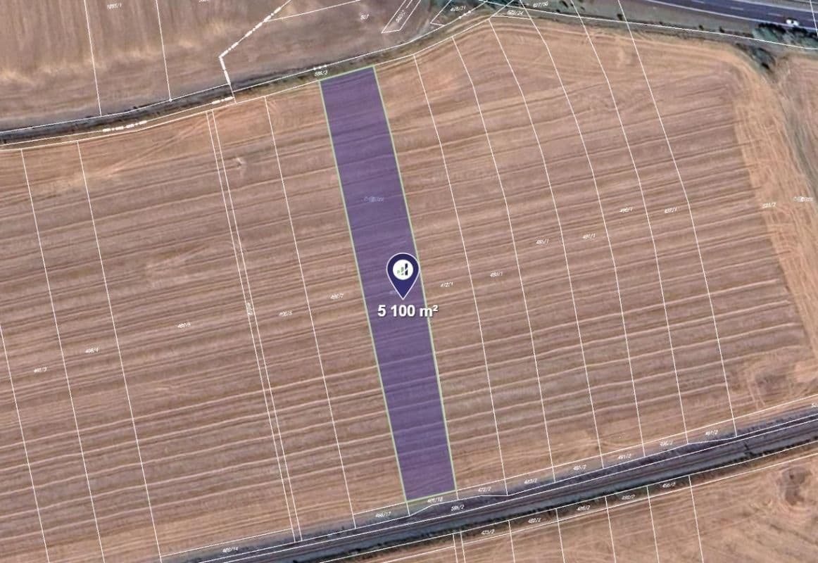 Prodej pozemku 5.100 m², Jeneč, Středočeský kraj Prodej pozemku 5.100 m², Jeneč, Středočeský kraj