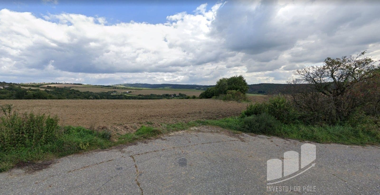 Prodej pozemku 10.300 m², Lhota, Zlínský kraj Prodej pozemku 10.300 m², Lhota, Zlínský kraj