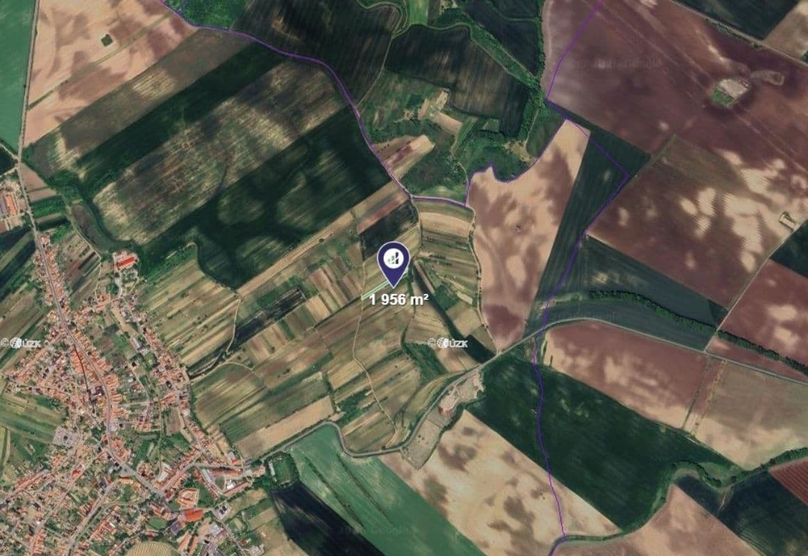 Prodej pozemku 1.956 m², Čejkovice, Jihomoravský kraj Prodej pozemku 1.956 m², Čejkovice, Jihomoravský kraj