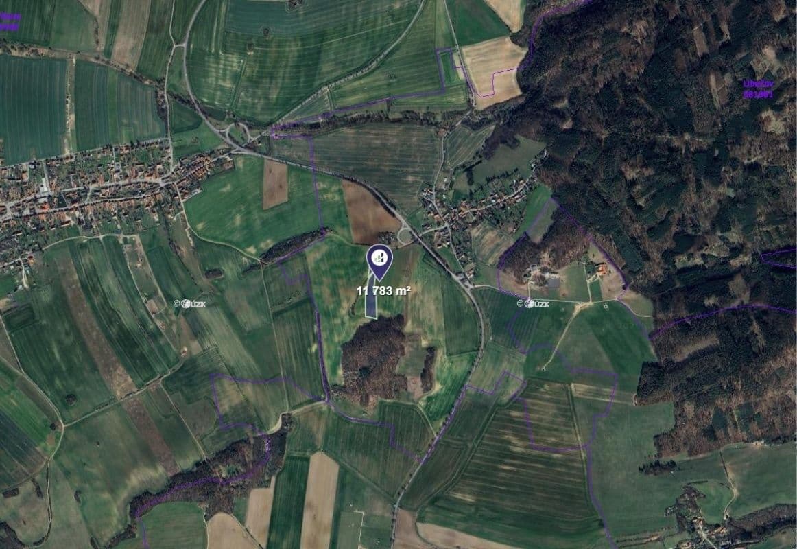 Prodej pozemku 11.783 m², Chyňava, Středočeský kraj Prodej pozemku 11.783 m², Chyňava, Středočeský kraj
