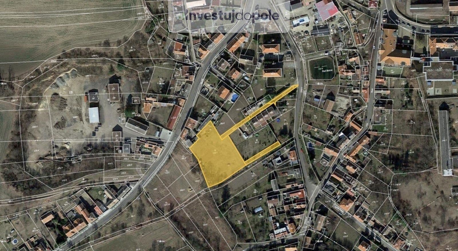 Prodej pozemku 3.529 m², Mšené-lázně, Ústecký kraj Prodej pozemku 3.529 m², Mšené-lázně, Ústecký kraj