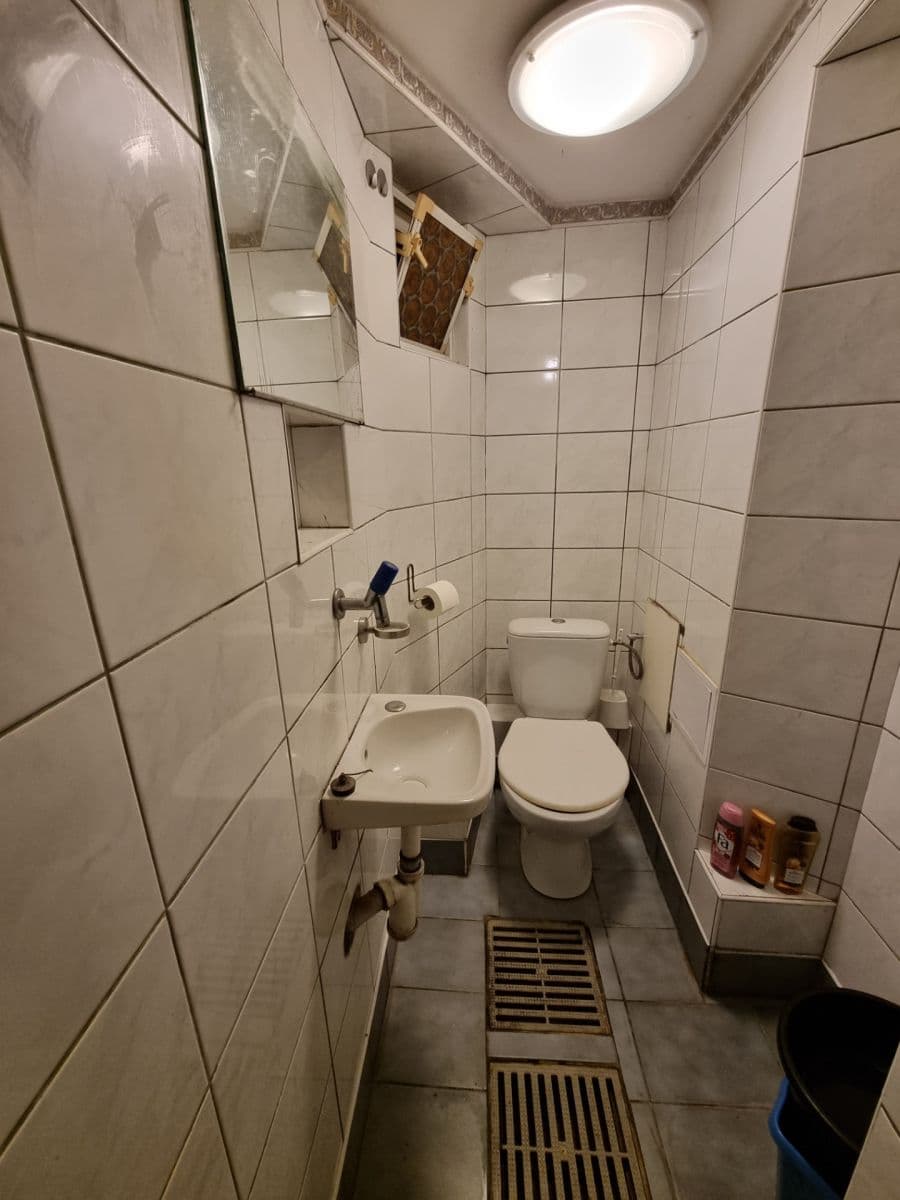 Pronájem bytu Garsoniéra 18 m², Na Hrázi, Praha, Praha Pronájem bytu Garsoniéra 18 m², Na Hrázi, Praha, Praha