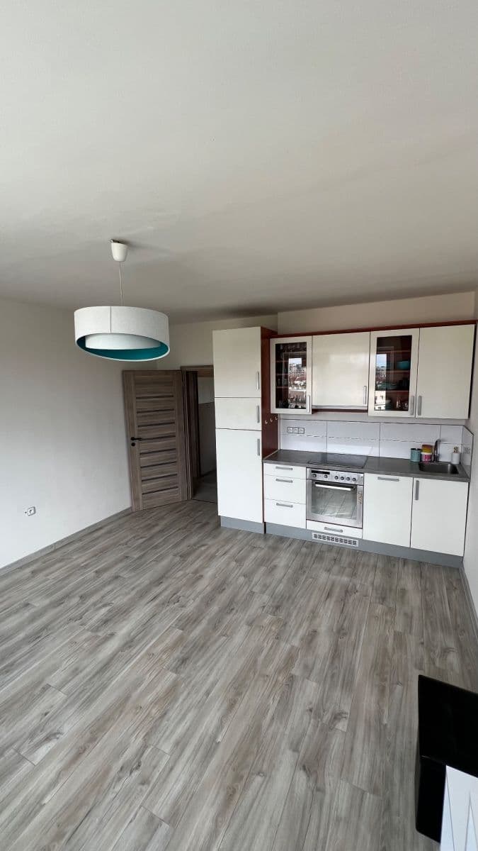 Pronájem bytu 2+kk 48 m², Průběžná, Praha, Praha Pronájem bytu 2+kk 48 m², Průběžná, Praha, Praha