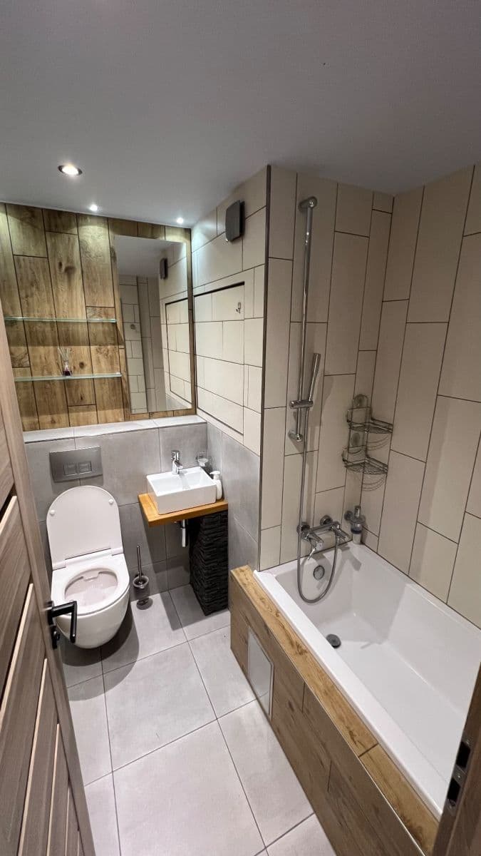 Pronájem bytu 2+kk 48 m², Průběžná, Praha, Praha Pronájem bytu 2+kk 48 m², Průběžná, Praha, Praha