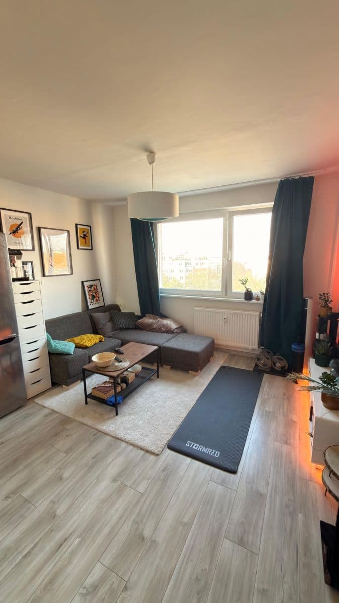Pronájem bytu 2+kk 48 m², Průběžná, Praha, Praha Pronájem bytu 2+kk 48 m², Průběžná, Praha, Praha