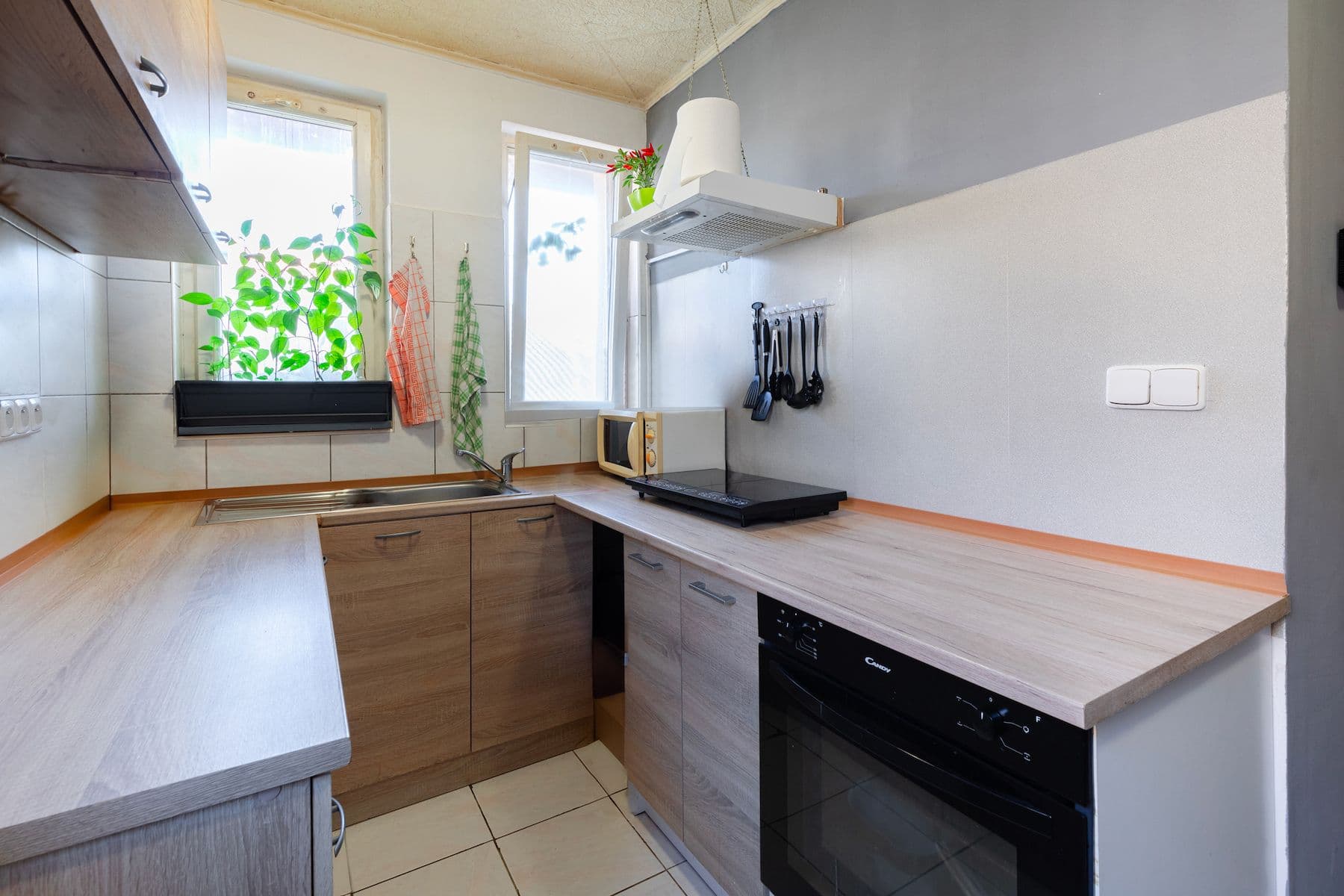 Prodej domu 297 m², pozemek 399 m², Pivovarská, Hostomice, Středočeský kraj Prodej domu 297 m², pozemek 399 m², Pivovarská, Hostomice, Středočeský kraj