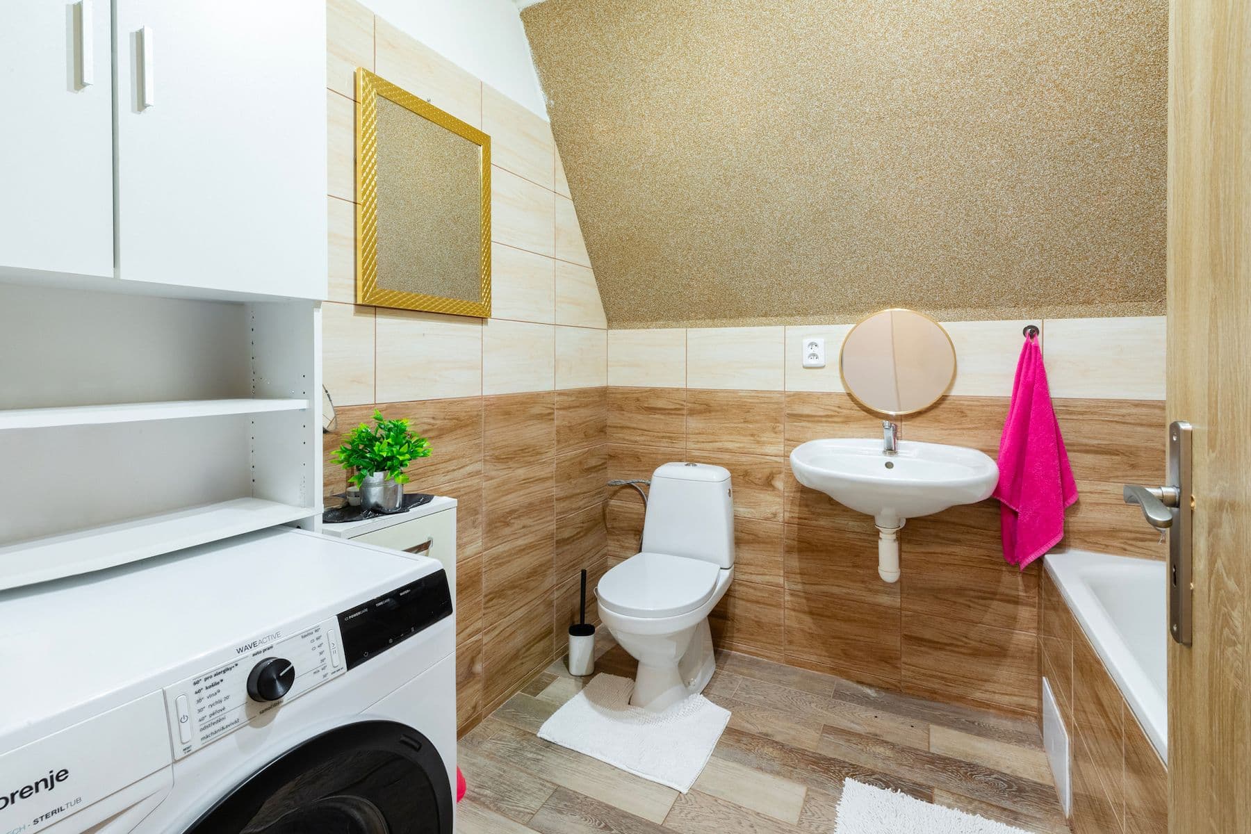 Prodej domu 297 m², pozemek 399 m², Pivovarská, Hostomice, Středočeský kraj Prodej domu 297 m², pozemek 399 m², Pivovarská, Hostomice, Středočeský kraj