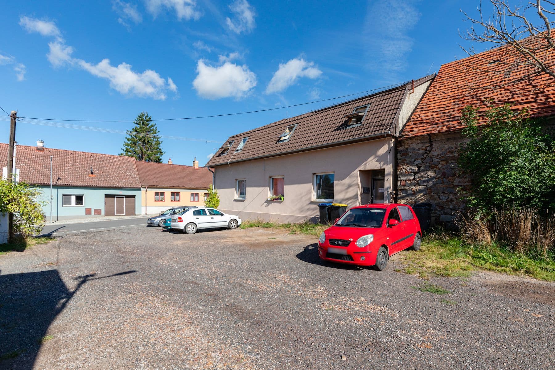 Prodej domu 297 m², pozemek 399 m², Pivovarská, Hostomice, Středočeský kraj Prodej domu 297 m², pozemek 399 m², Pivovarská, Hostomice, Středočeský kraj