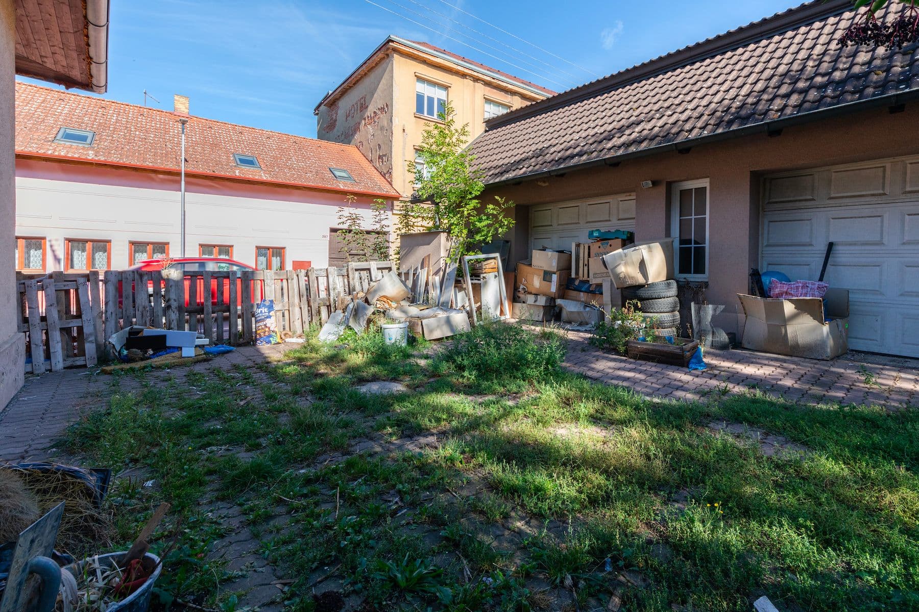 Prodej domu 297 m², pozemek 399 m², Pivovarská, Hostomice, Středočeský kraj Prodej domu 297 m², pozemek 399 m², Pivovarská, Hostomice, Středočeský kraj