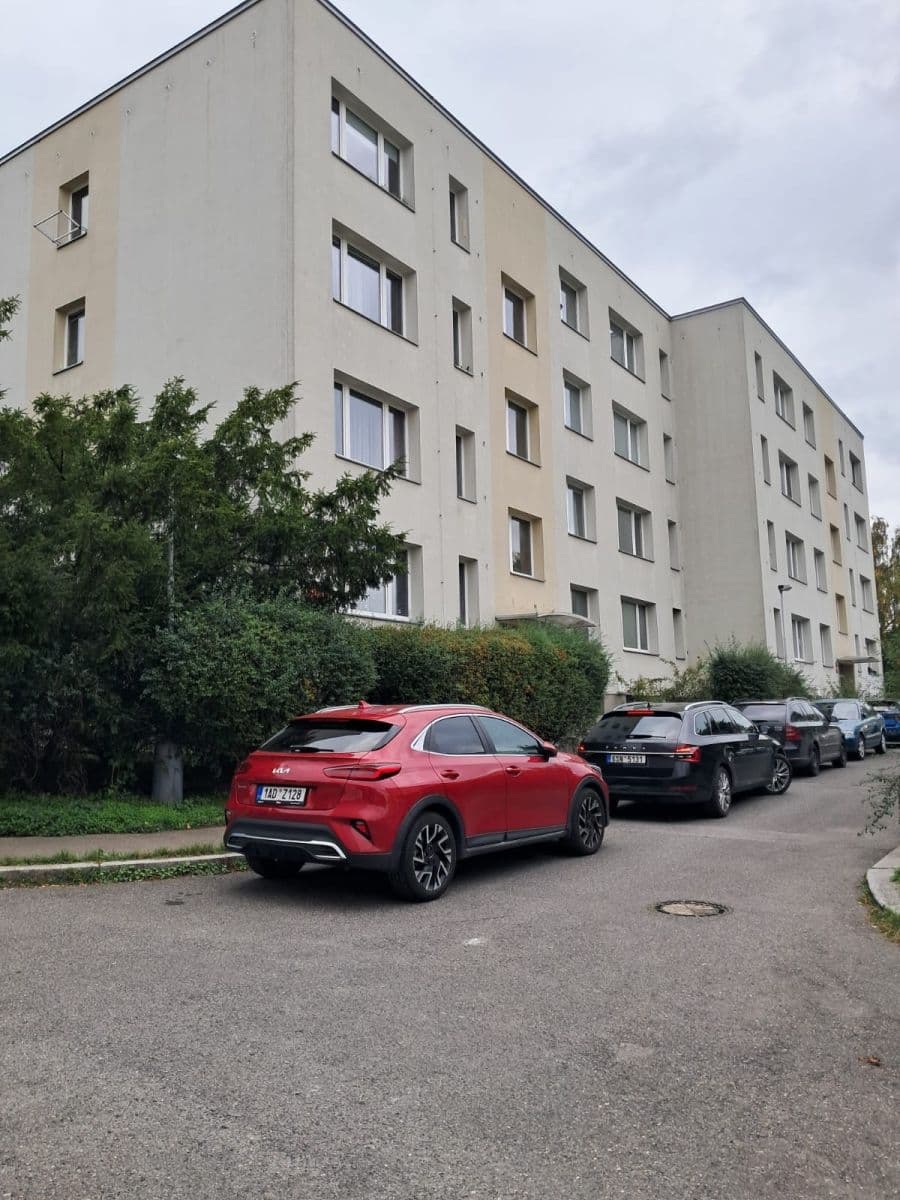 Pronájem bytu 3+kk 70 m², Toušeňská, Praha, Praha Pronájem bytu 3+kk 70 m², Toušeňská, Praha, Praha