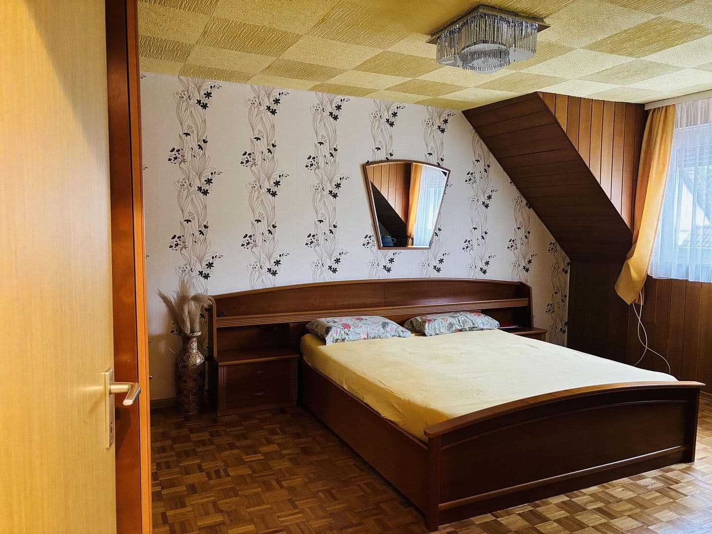 Prodej bytu 3+1 87 m², Fellbacher Str. 12, Stuttgart, Bádensko-Württembersko Prodej bytu 3+1 87 m², Fellbacher Str. 12, Stuttgart, Bádensko-Württembersko