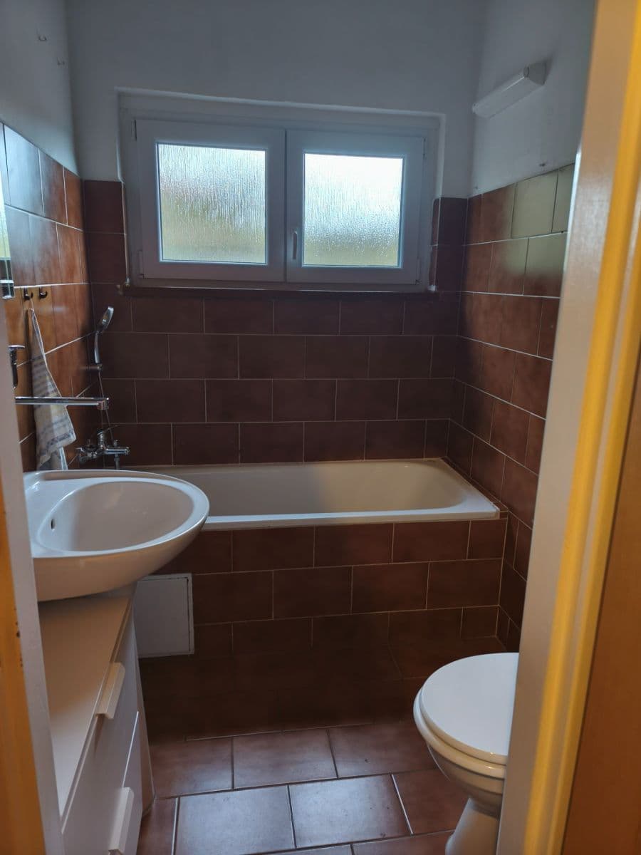 Pronájem bytu Garsoniéra 27 m², Kbelská, Praha, Praha Pronájem bytu Garsoniéra 27 m², Kbelská, Praha, Praha