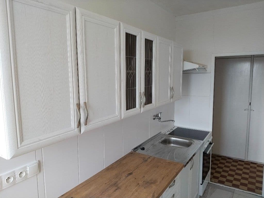Pronájem bytu 4+1 77 m², Pod Vrchem, Plzeň, Plzeňský kraj Pronájem bytu 4+1 77 m², Pod Vrchem, Plzeň, Plzeňský kraj