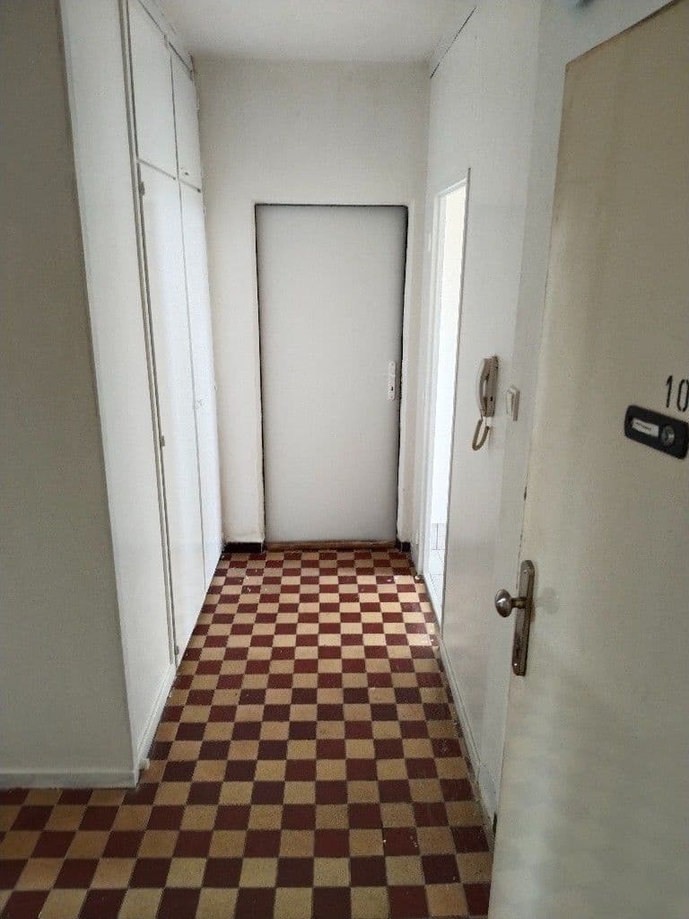 Pronájem bytu 4+1 77 m², Pod Vrchem, Plzeň, Plzeňský kraj Pronájem bytu 4+1 77 m², Pod Vrchem, Plzeň, Plzeňský kraj