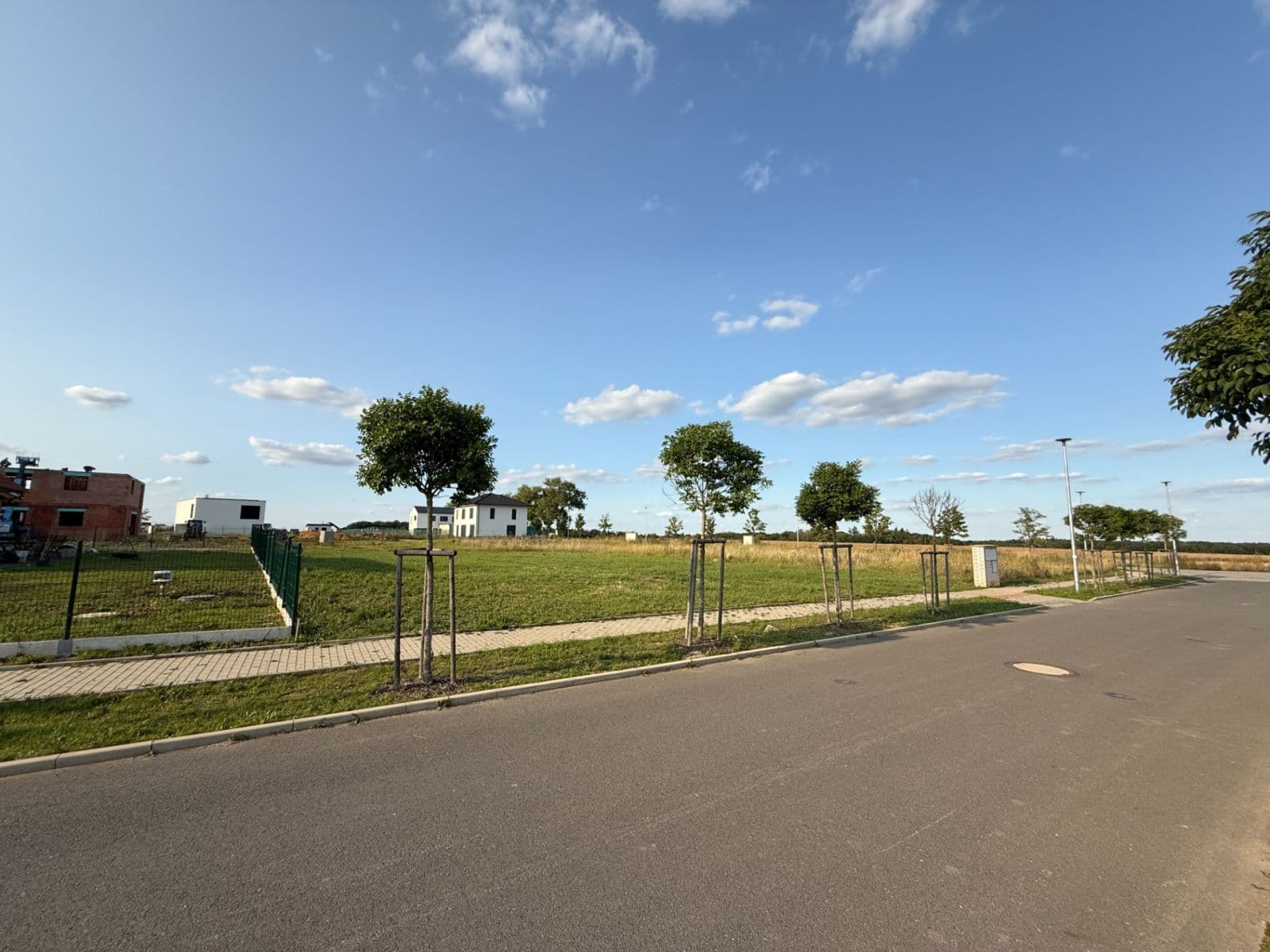 Prodej pozemku 910 m², U Remízku, Vysoký Újezd, Středočeský kraj Prodej pozemku 910 m², U Remízku, Vysoký Újezd, Středočeský kraj