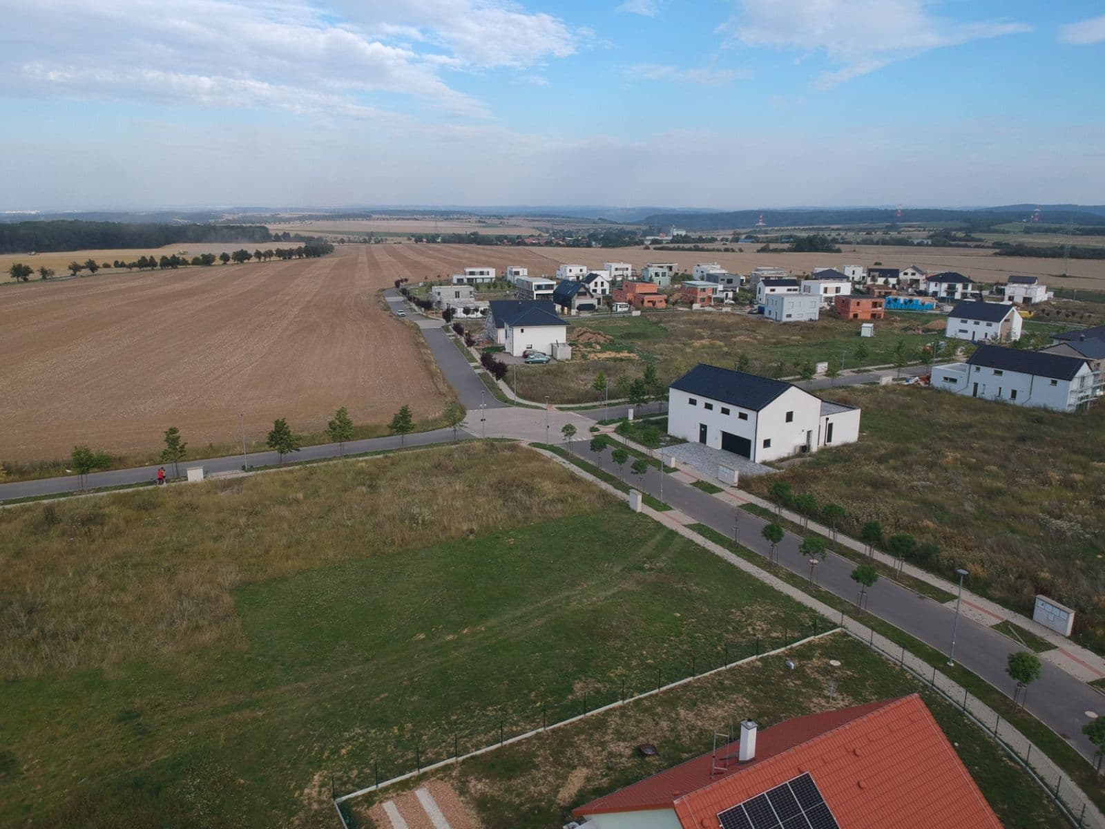Prodej pozemku 910 m², U Remízku, Vysoký Újezd, Středočeský kraj Prodej pozemku 910 m², U Remízku, Vysoký Újezd, Středočeský kraj