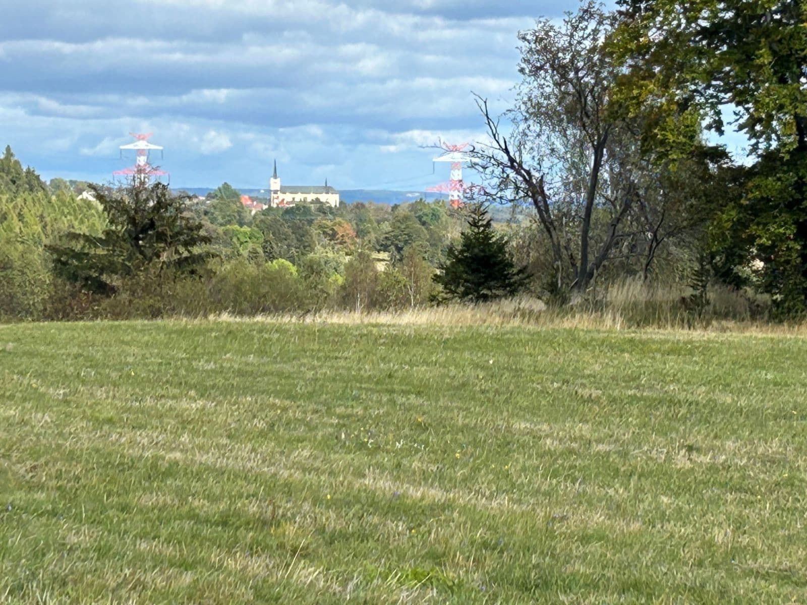 Prodej pozemku 1.013 m², Výsluní, Ústecký kraj Prodej pozemku 1.013 m², Výsluní, Ústecký kraj